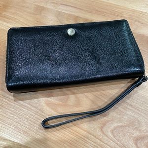 London Radley Clifton Wristlet.